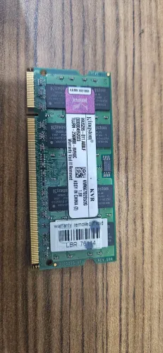 Memória RAM Kingston ValueRAM de 2 GB DDR2