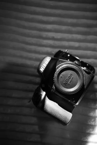 Câmera DSLR Nikon D750 24.3 Mp Corpo (Usada) 127.746 CLIQUES