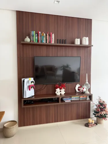 Painel de TV conservado 