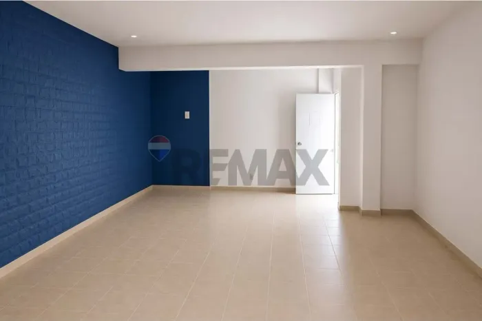 SANTA LUCIA CASA COMERCIAL 358,03m²