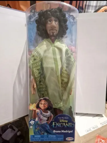 BONECO KEN BRUNO FAMÍLIA MADRIGAL ENCANTO DISNEY JACKKS NOVO LACRADO