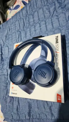 Headphone Bluetooth JBL Tune 520BT Azul - Seminovo (1 mês de uso)