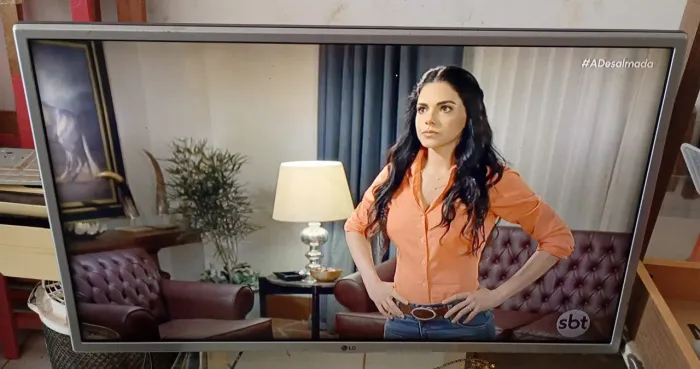 TV LG SMART 32 POLEGADAS USADA