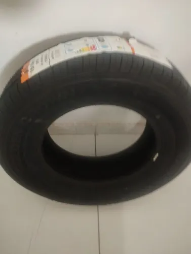Pneu aro 13 novo