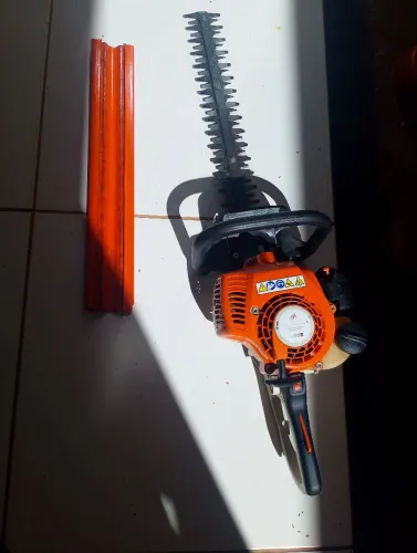Podador de cerca viva Stihl hs45