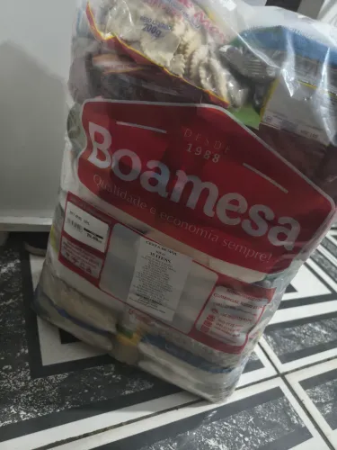 Vende-se cesta básica 