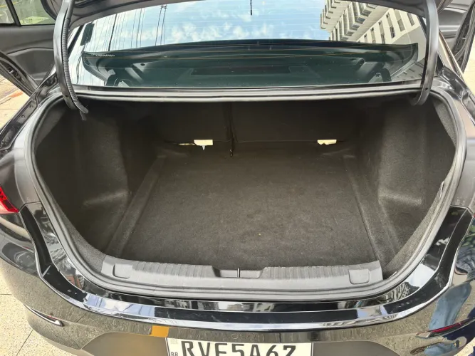 Chevrolet Onix Plus LTZ 1.0 12V TB Flex Aut. 4P 2023