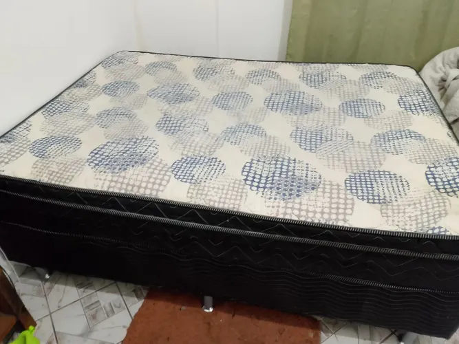 Cama box