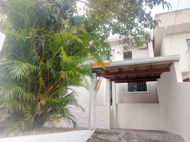 Casa com 2 dormitórios à venda, 78 m² por R$ 430.000 - Forquilhas - São José/SC