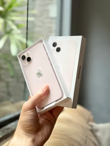 iPhone 13 128 GB SEM MARCAS