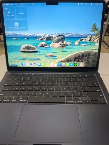 MacBook Air 2025 M4 16gb ram e 256gb armazenamento 