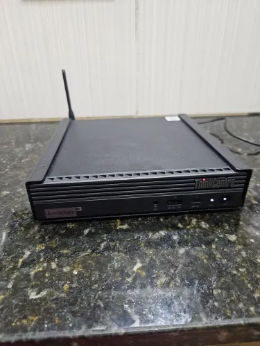 Lenovo ThinkCentre M80q Tiny Intel Core i5-10500T (Comet Lake)