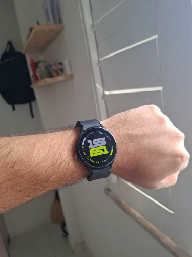 ? Samsung Galaxy Watch4 - Completo, com Caixa e Carregador Original