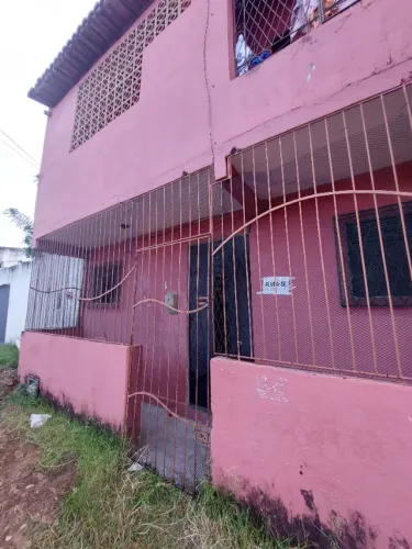 Aluga-se casa