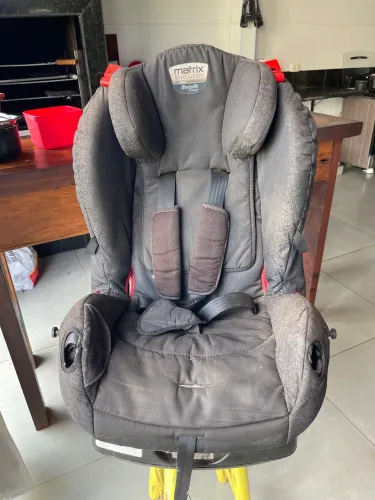 Desapego Cadeirinha Burigotto para sair hoje