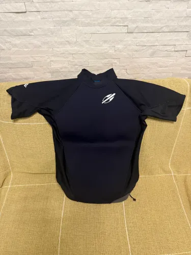 Camisa neoprene de surf 