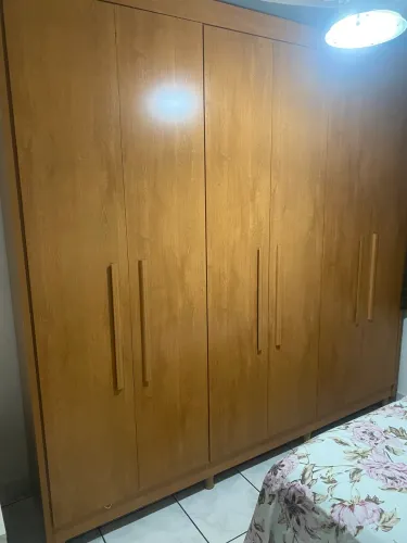 Armário 6 portas novo