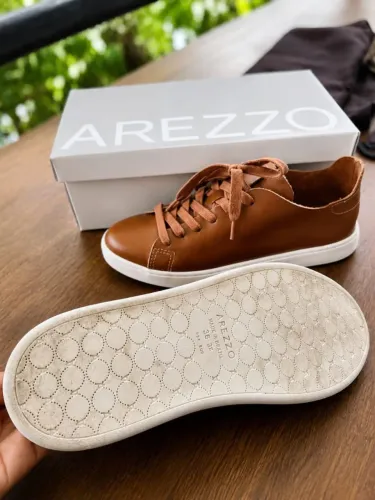 Tênis Arezzo Feminino Marrom Nº 36 - Elegante e Conservado | R$ 100