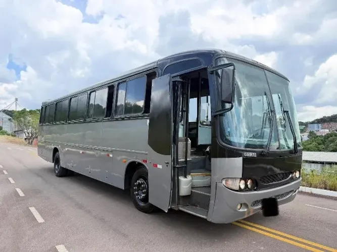 Ônibus Mercedes 2000 disponível 