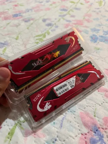 2X PENTES DE 8GB MEMÓRIA RAM!!!