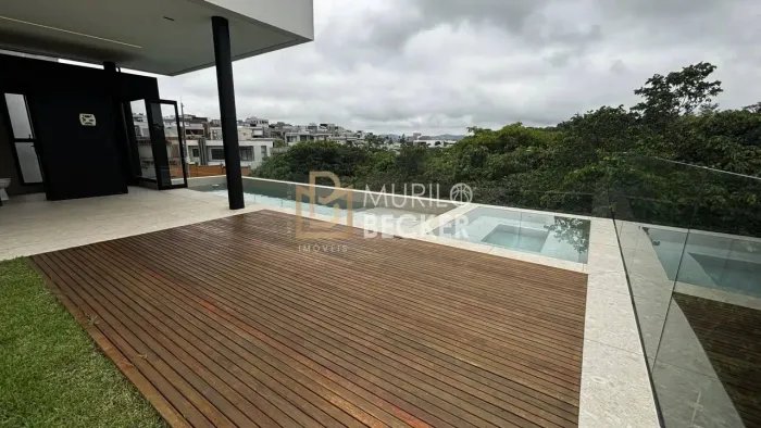 Casa em condomínio a venda com 4 quartos 350m2 Alphaville II