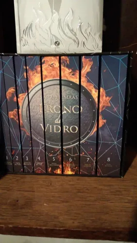 Box especial trono de vidro
