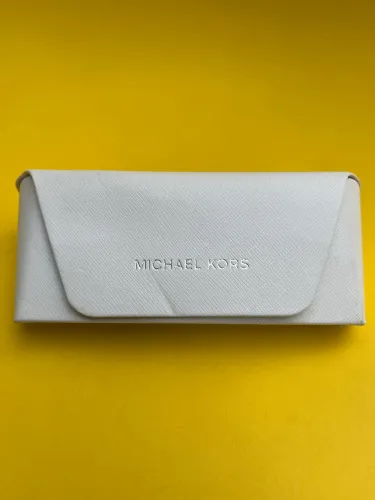 Case para óculos Michael Kors 