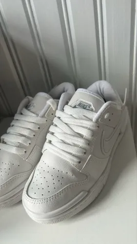Tênis Nike 34