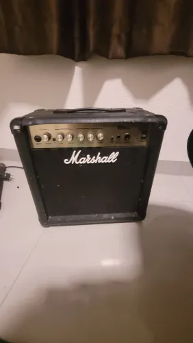 Amplificador Marshall Mg15 Cd 15W