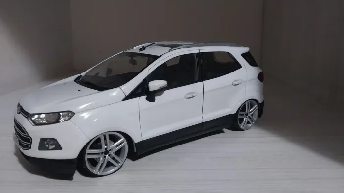 Miniatura Ecosport 1/18 (Só venda)