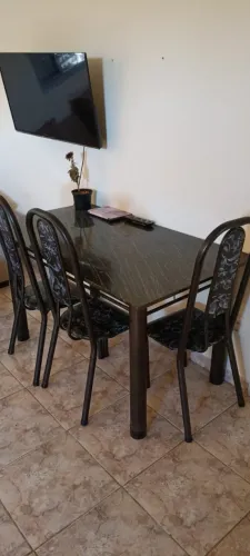 Mesa jantar 6 lugares (com cadeiras)