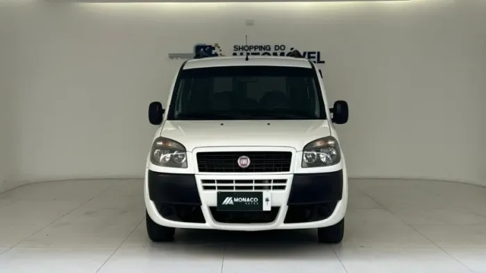 Doblo 2021 7 lugares  Essence 1.8 Flex