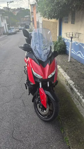 Yamaha Xmax 250 (2023) - Único Dono - Revisão CVT Recente - Completa + Acessórios