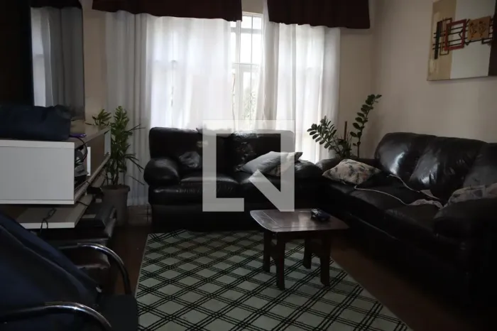 Casa à Venda - Jardim Tiete, 4 Quartos, 110 m2