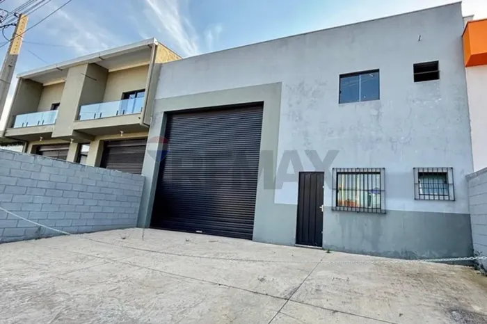 Galpão Comercial Novo para Locação em Itatiba - R$ 4.990,00
