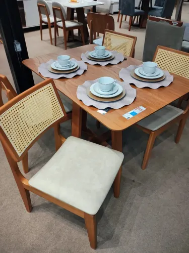 ? _*CONJUNTO DE MESA ÍRIS 4 LUGARES*_