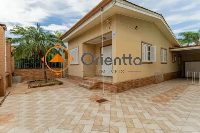 Casa com PISCINA, sem mobília, 228m², 3 dormitórios, Jardim Itu, Porto Alegre/RS