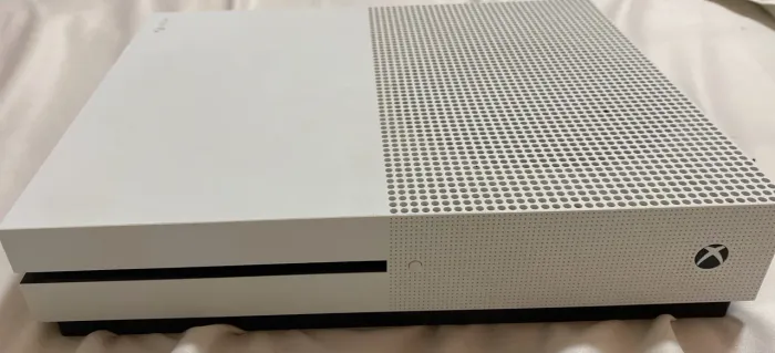 Xbox One S
