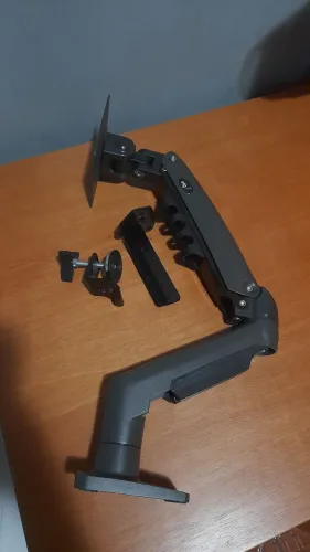 Suporte de Mesa Articulado ELG