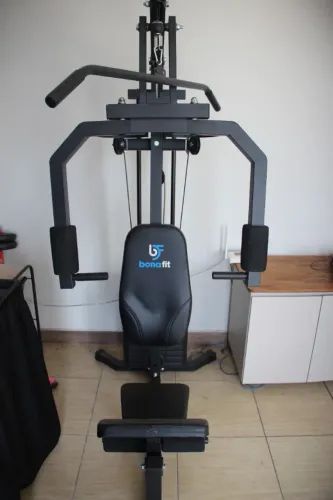 Estação de musculação Bonafit 60kg Preta.