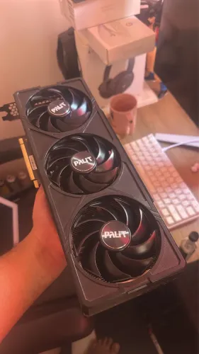 PLACA DE VÍDEO RTX 4070 SUPER 12GB