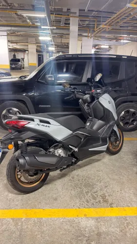 Yamaha XMax 300 Connect