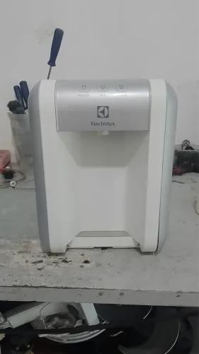 Bebedouro eletrolux
