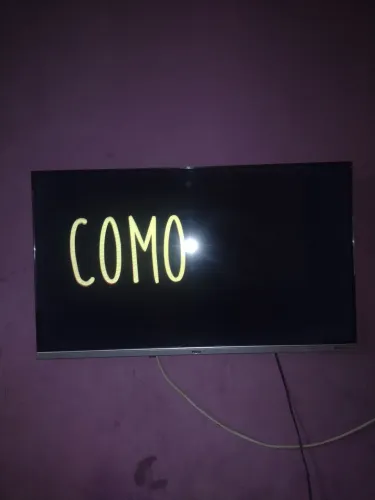 Vendo smart tv32 funcionando ,nunca mexida toda perfeita