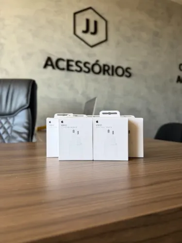 Fonte Apple Original 20W USB-c Lacradas Garantia 1 Ano Pronta Entrega Loja Física