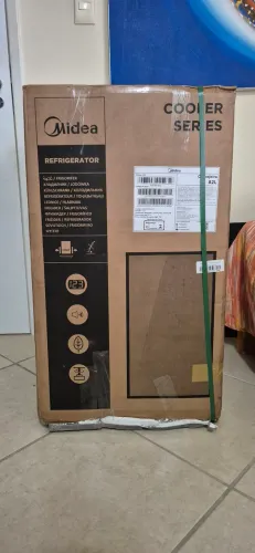 Cervejeira 82L Midea Preta 127V