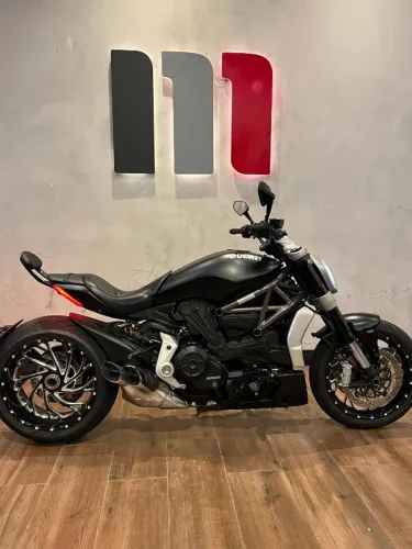 XDIAVEL 1260 2014