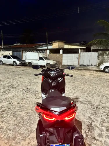 Xmax 250 2024 7900 km