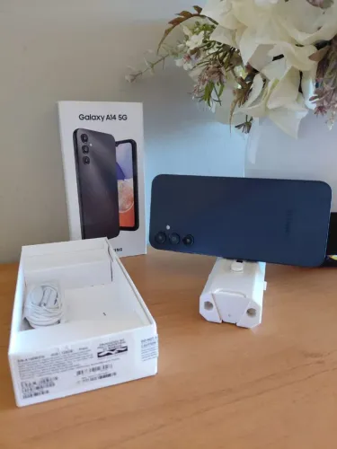 Celular A14 5G em boas condições