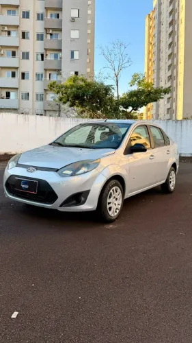 Ford Fiesta Sedan 1.0 8V Flex 4P 2014